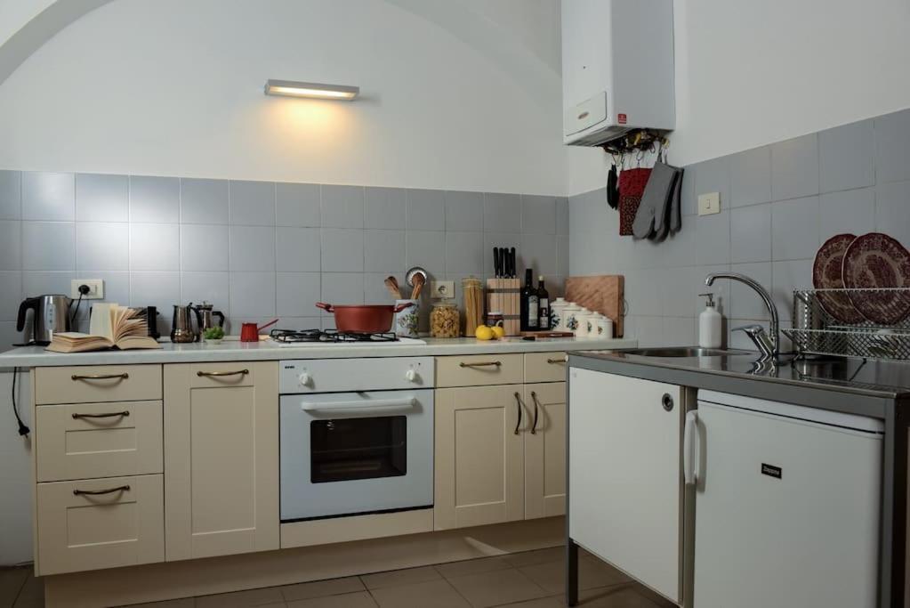 Cozy Apartment With Private Garden - City Center - Florence Luaran gambar